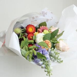 Seasonal Bouquet - Image 3