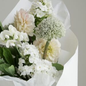 Seasonal Posie Floral Subscription - Image 2