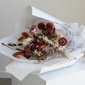 Dried Strawflower and Banksia Bouquet - Image 2