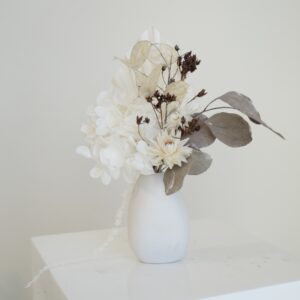 Mocha Mix Mini with Strawflowers